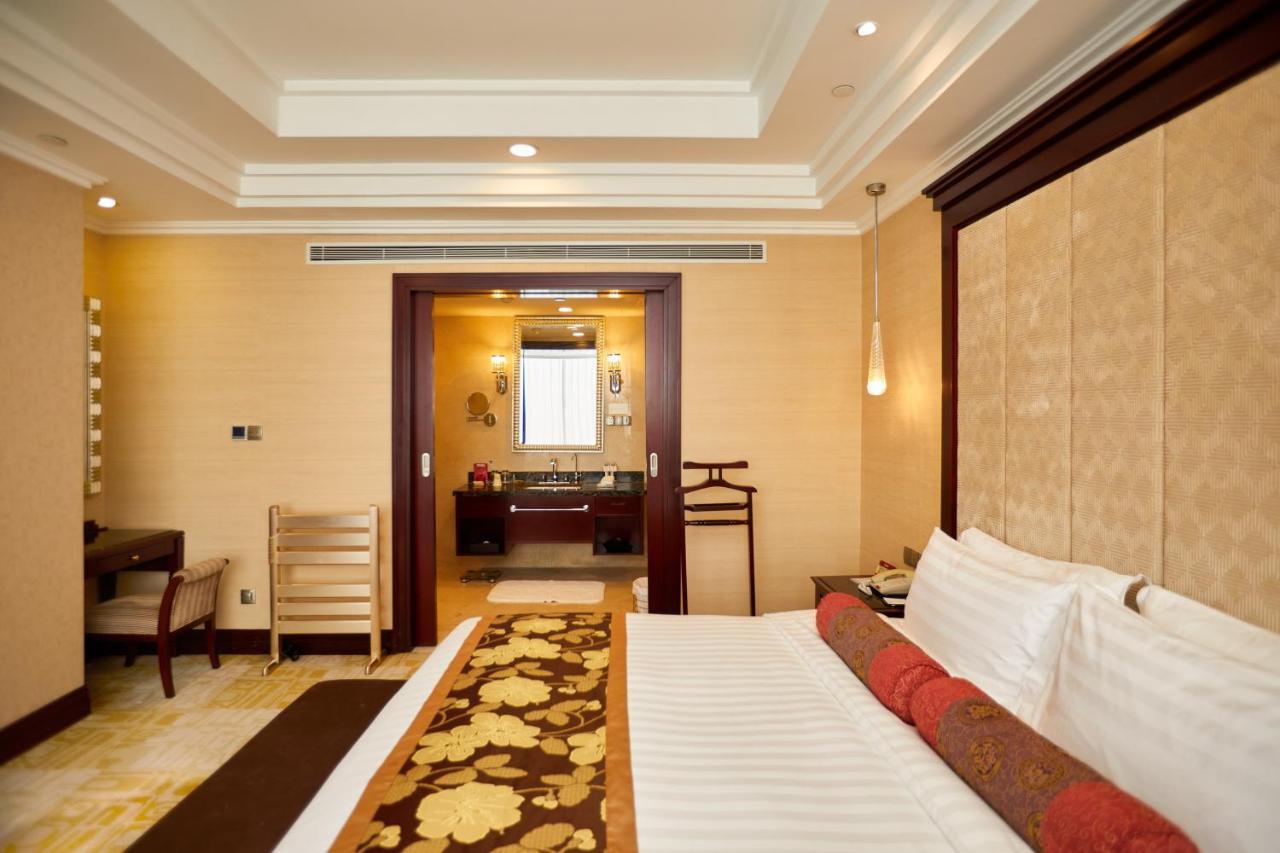 Soluxe Hotel Guangzhou - Overseas Buyers Registration Service&Canton Fair Free Shuttle Bus 15 Apr To 05 May Buitenkant foto