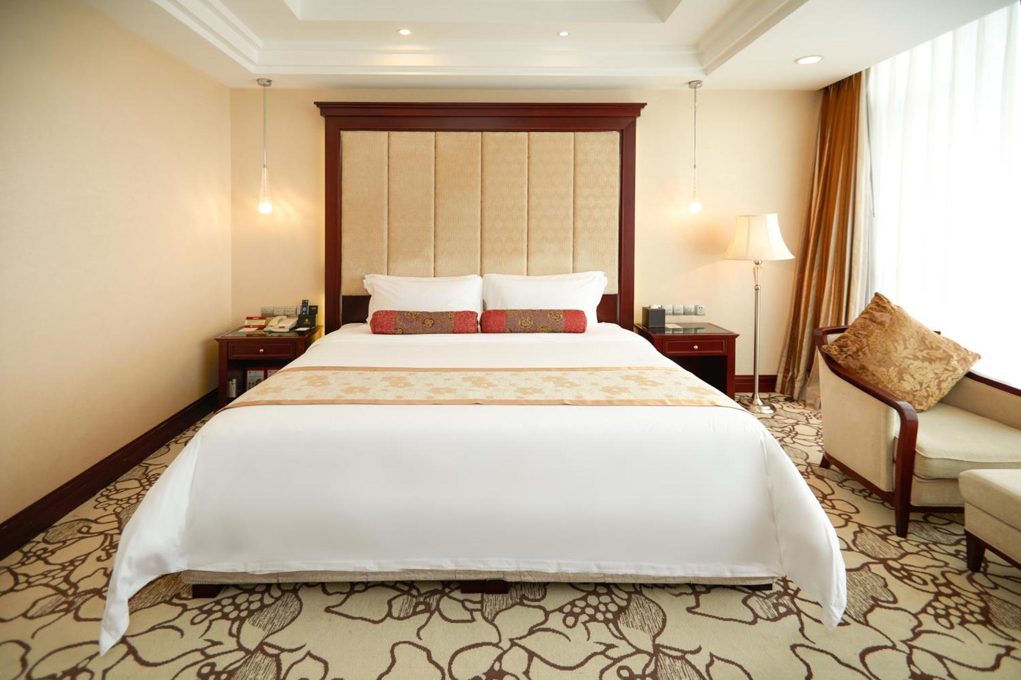 Soluxe Hotel Guangzhou - Overseas Buyers Registration Service&Canton Fair Free Shuttle Bus 15 Apr To 05 May Buitenkant foto